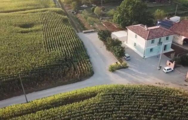 B&B Casa Campagnari Roverbella エクステリア 写真
